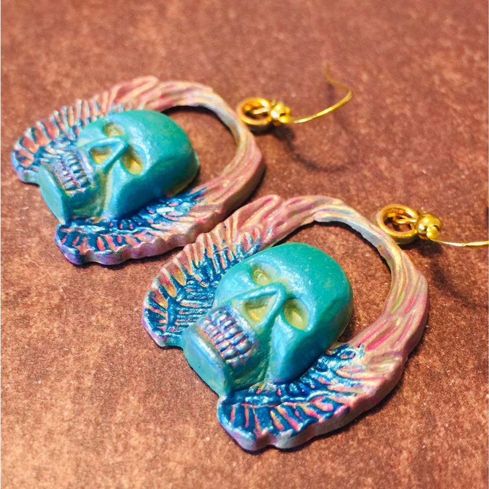Handmade colorful winged skull earrings - Picture 6 of 8
